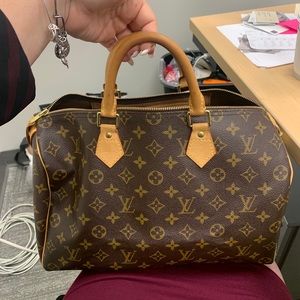 ‼️SOLD‼️ Louis Vuitton Monogram Speedy 35 👝